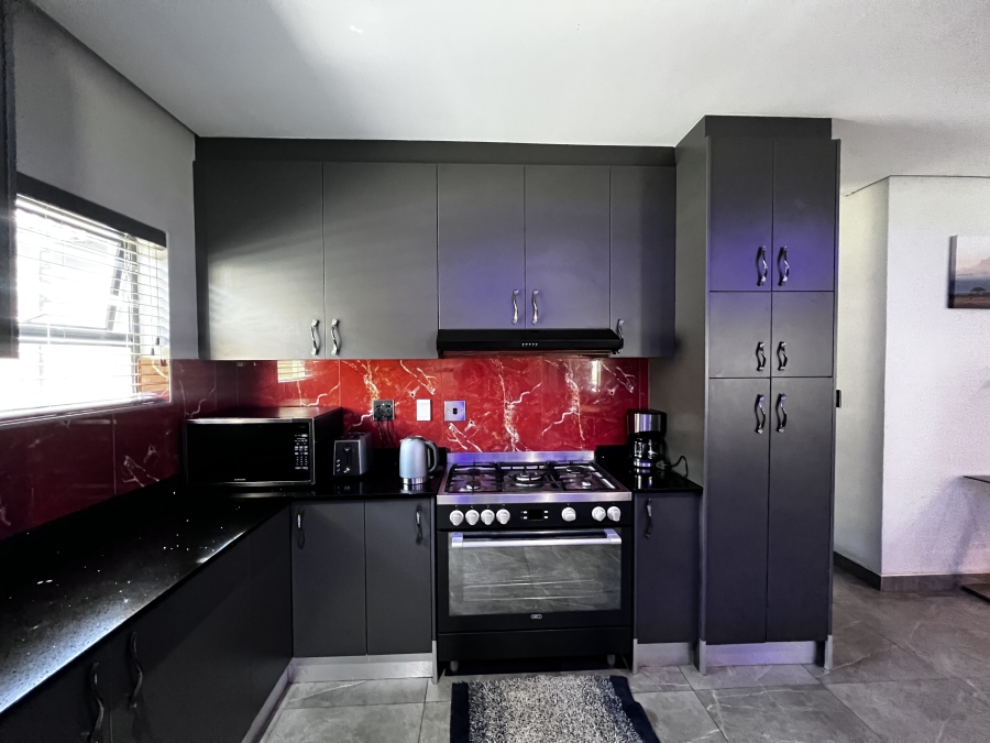 To Let 5 Bedroom Property for Rent in Parklands North Western Cape